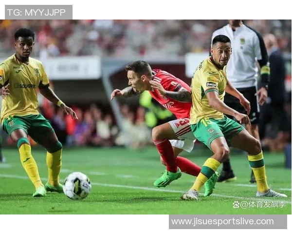 西甲激战平局本菲卡与里昂点球大战引发全场热潮数据分析揭示精彩瞬间