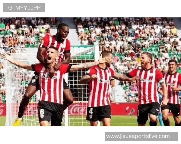 意甲激战里昂与尤文图斯互交白卷乌龙球瞬间引发全场热议